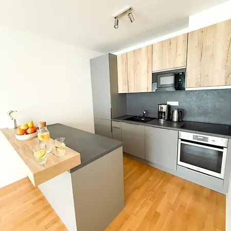 New Modern In Center With Terrace And Parking *