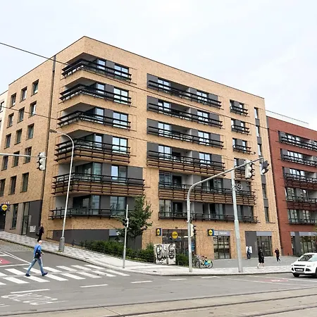 Lejlighed New Modern In Center With Terrace And Parking